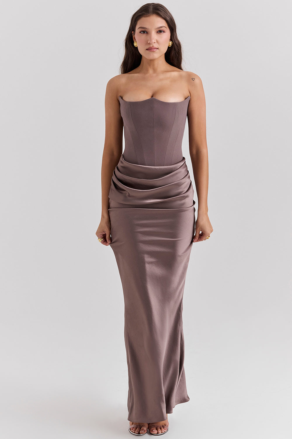 Madison – Rochie Satinată de Damă cu Siluetă Clepsidră Elegantă